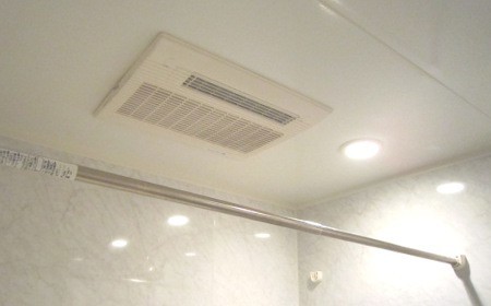 浴室暖房換気乾燥機.JPG